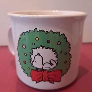 Snoopy Christmas Wreath Mug